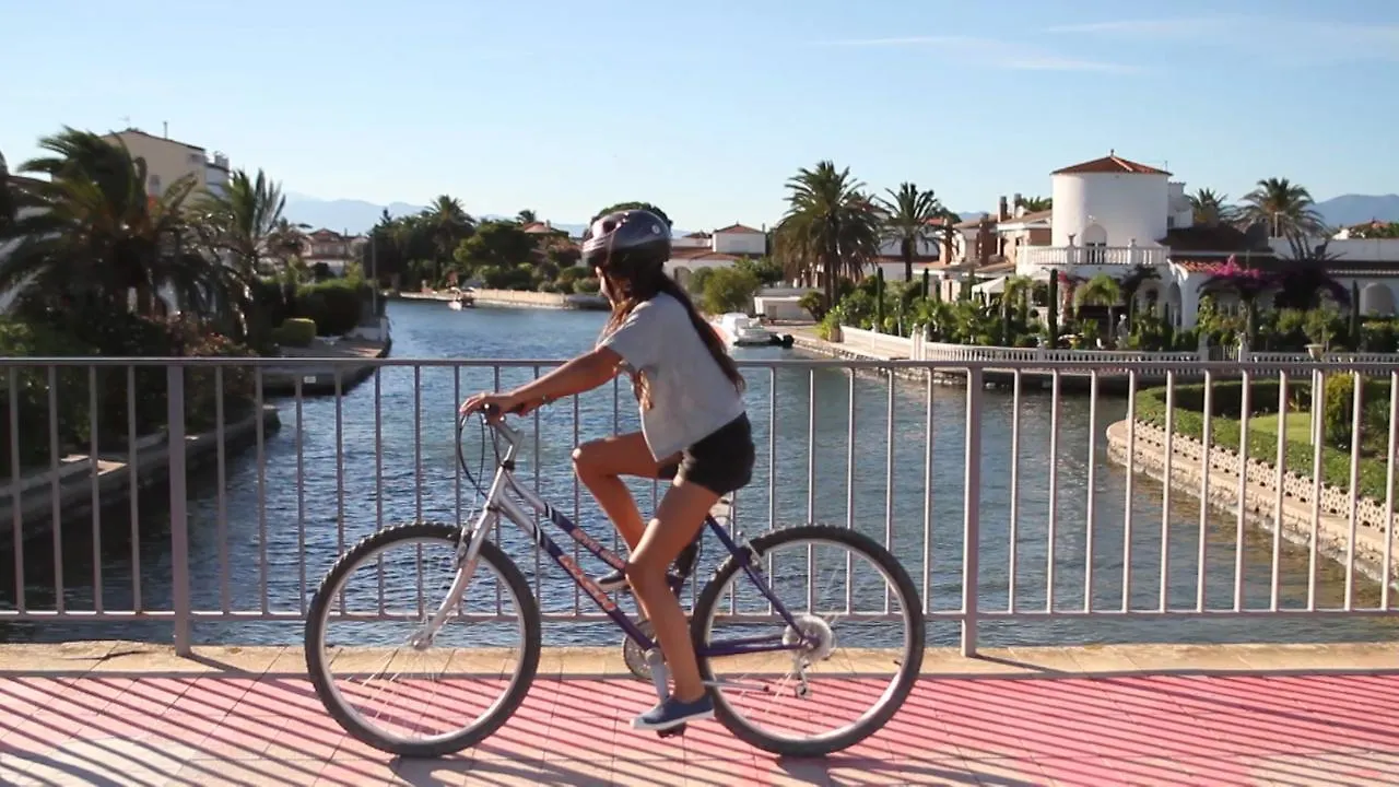 Basic Comfort Apartment Les Dunes 0138 Empuriabrava