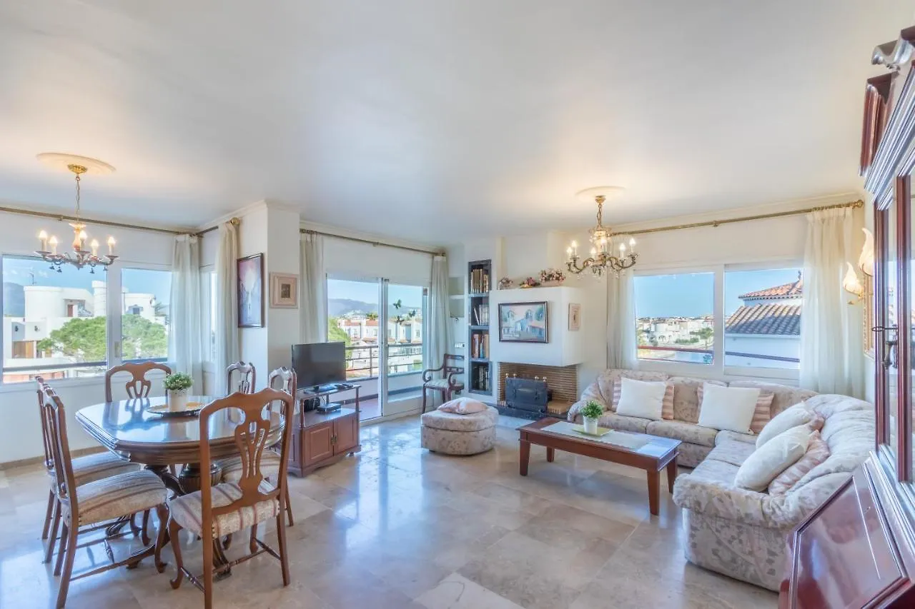 Basic Comfort Apartment Les Dunes 0138 Empuriabrava 0*,  Hiszpania